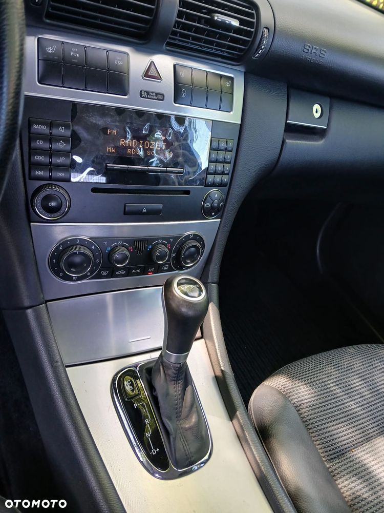 Mercedes-Benz Klasa C 180 Kompressor Automatik Avantgarde - 27