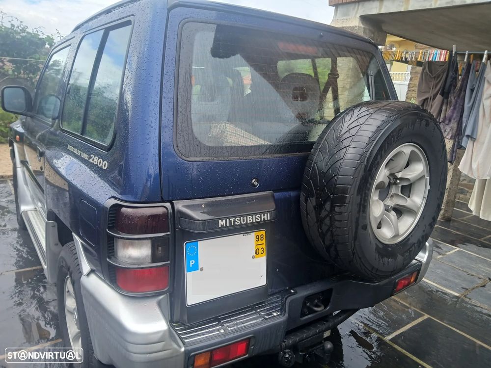 Mitsubishi Pajero 2.8 TD GLS - 4