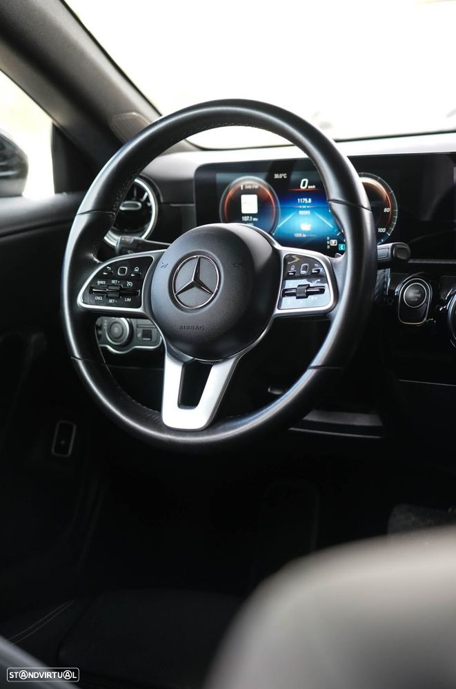 Mercedes-Benz CLA 250 e Progressive - 22