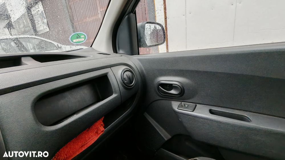 Dacia Dokker 1.6 102 CP Laureate - 17