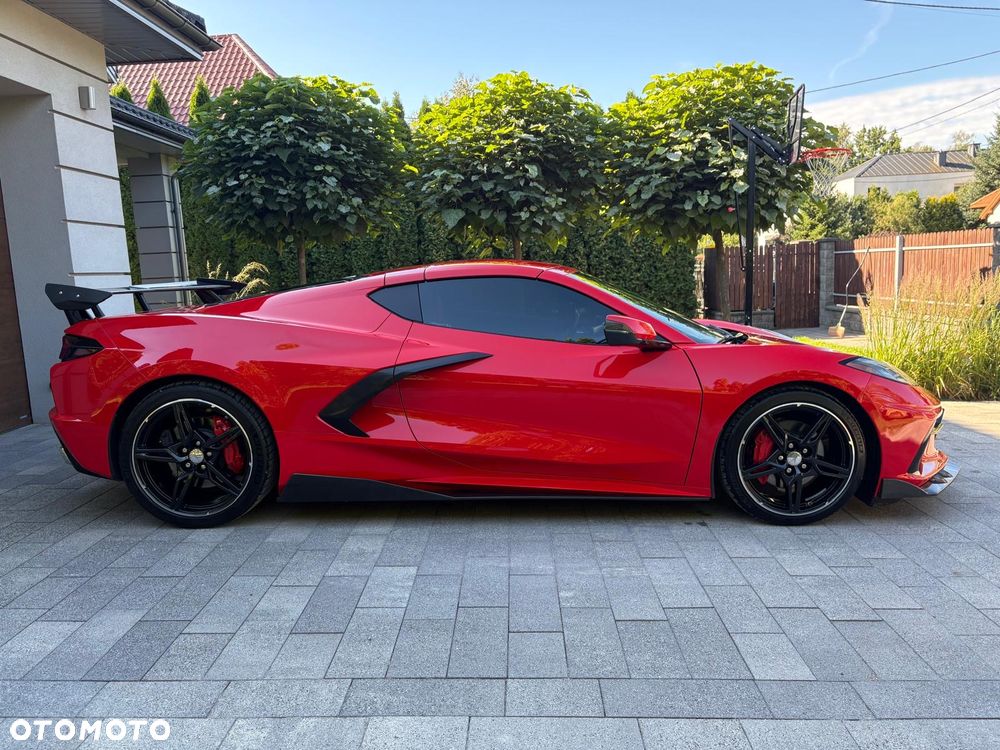 Chevrolet Corvette - 16