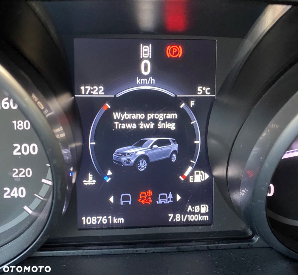 Land Rover Discovery Sport - 16
