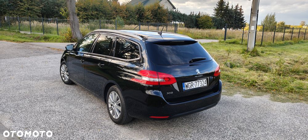 Peugeot 308 - 5