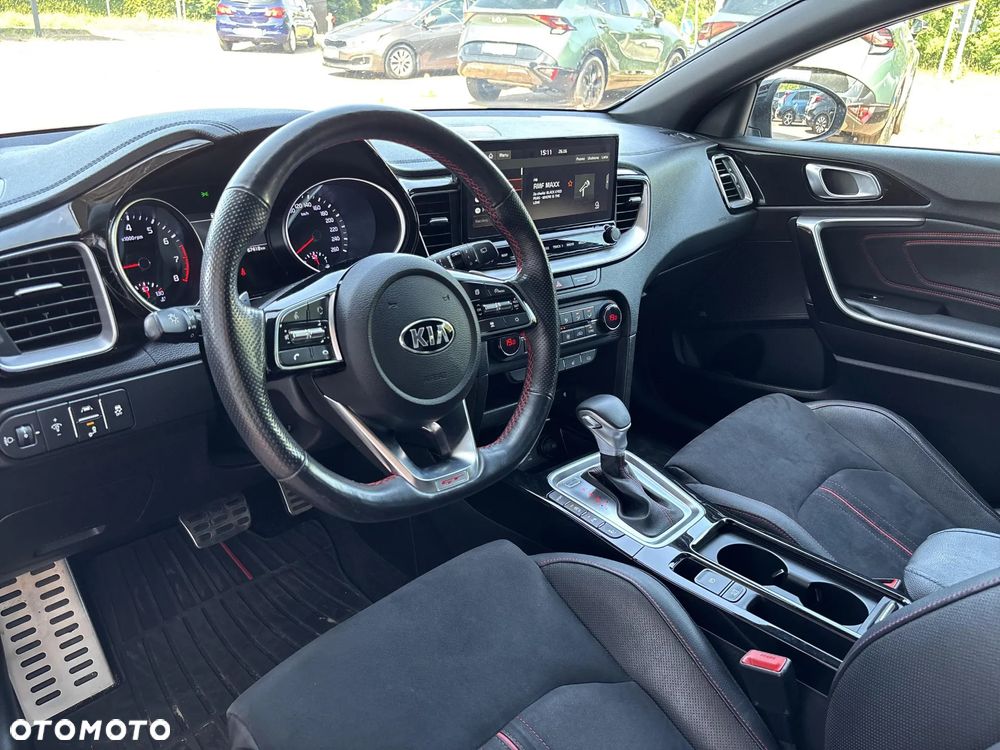 Kia ProCeed 1.6 T-GDI GT DCT - 11