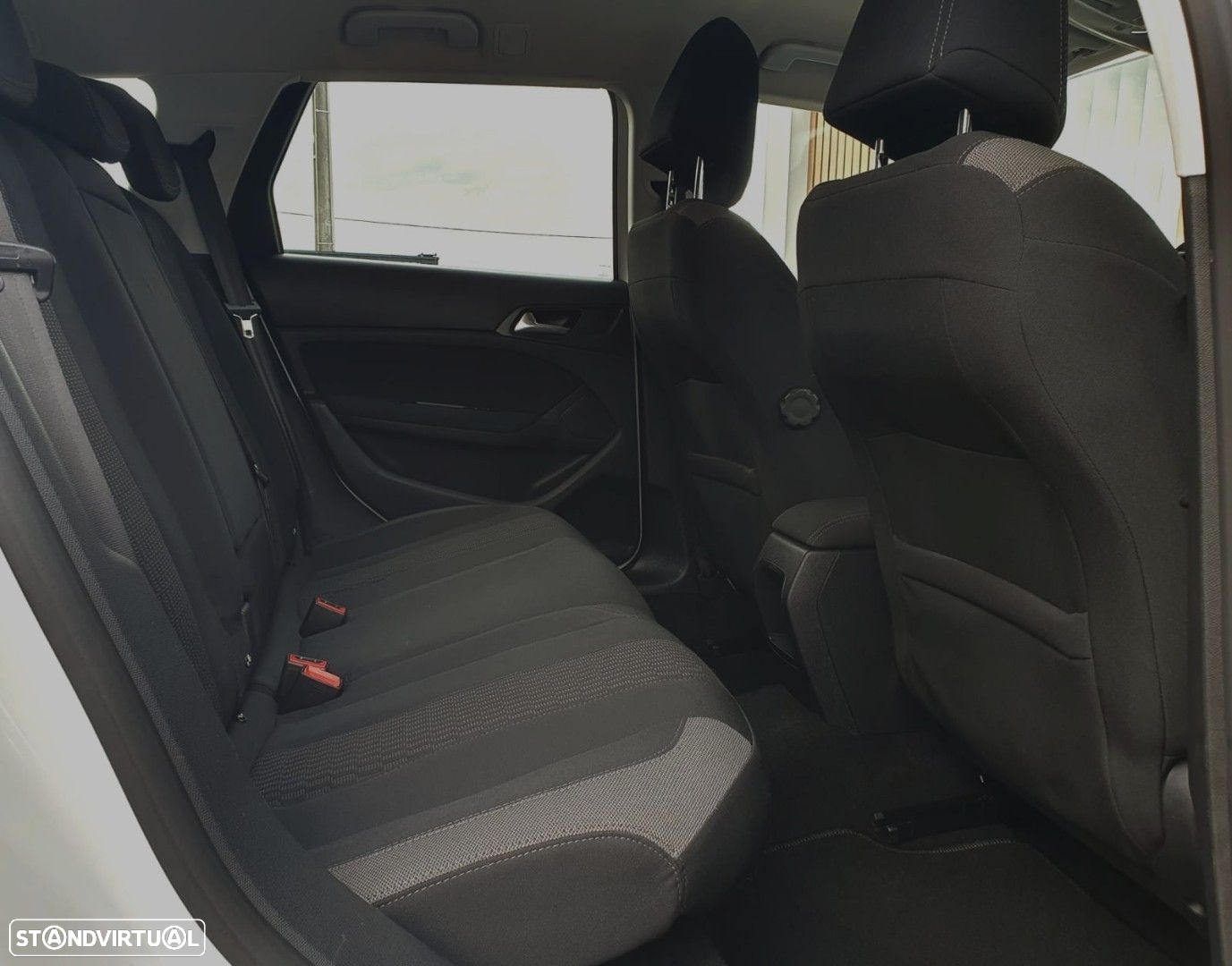 Peugeot 308 SW 1.6 BlueHDi Style - 29