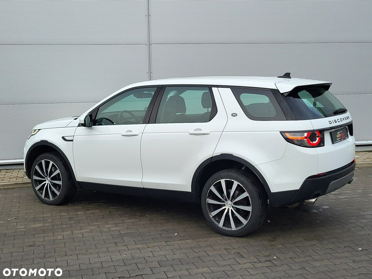 Land Rover Discovery Sport - 9