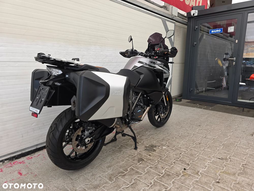 KTM Super Adventure - 24