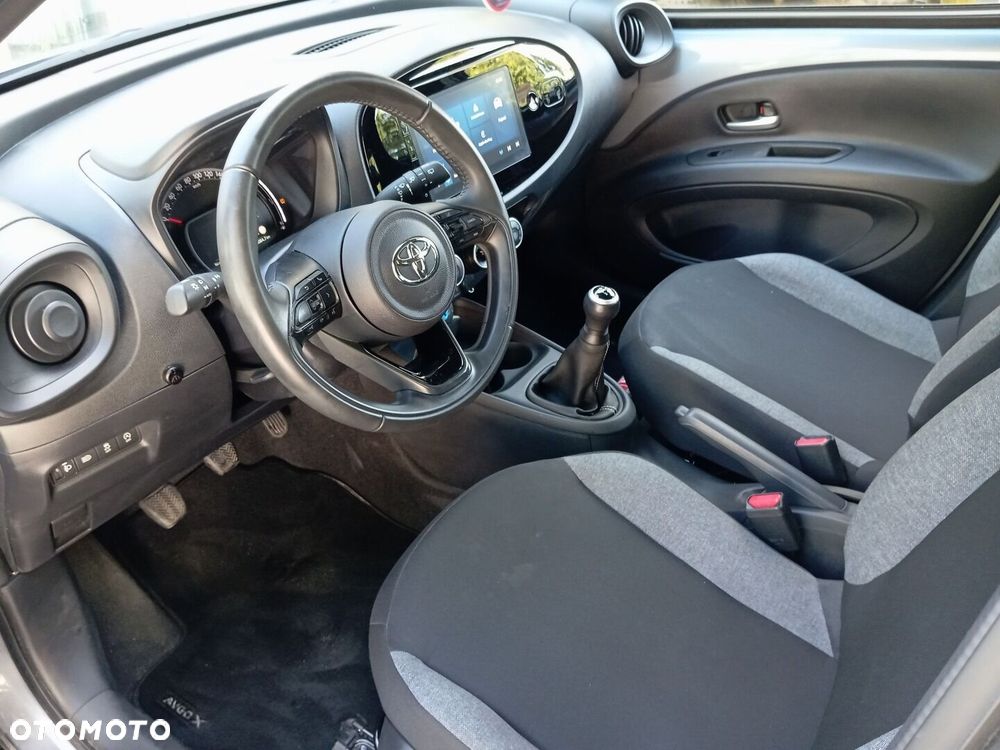Toyota Aygo X - 10