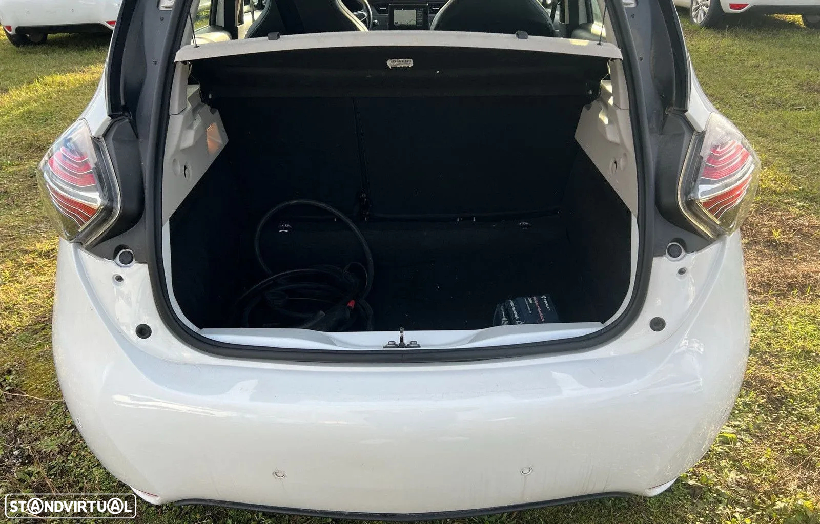 Renault Zoe (c/ Bateria) E-Tech EV50 Equilibre - 11