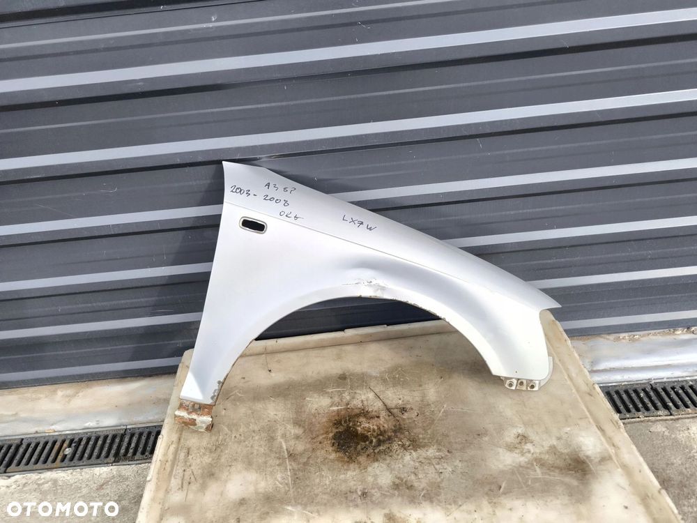 BŁOTNIK PRAWY PRZÓD AUDI A3 8P 2003-2008 ORYGINAŁ ! - 1