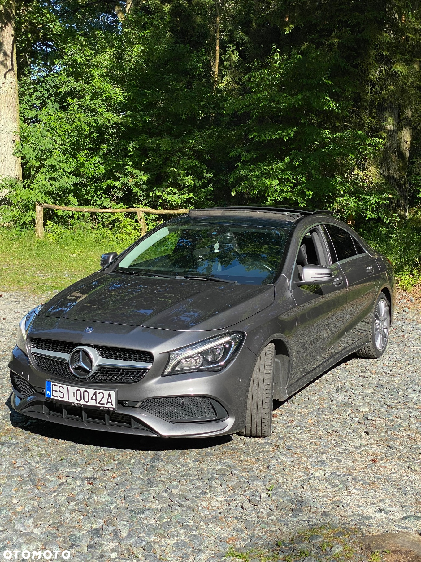 Mercedes-Benz CLA 220 4-Matic AMG Line - 4