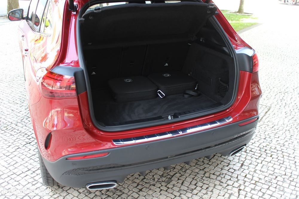 Mercedes-Benz GLA 250 e 8G-DCT AMG Line - 25