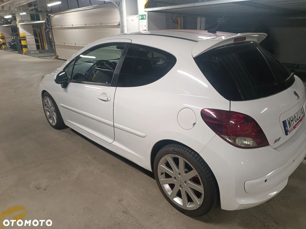 Peugeot 207 RC - 7