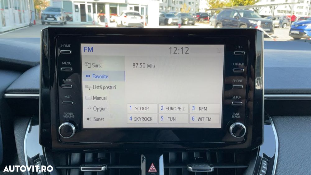 Toyota Corolla 1.8 HSD Dynamic - 18