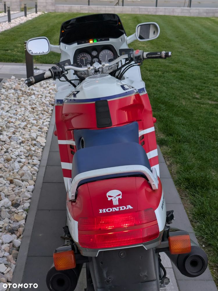 Honda CBR - 26