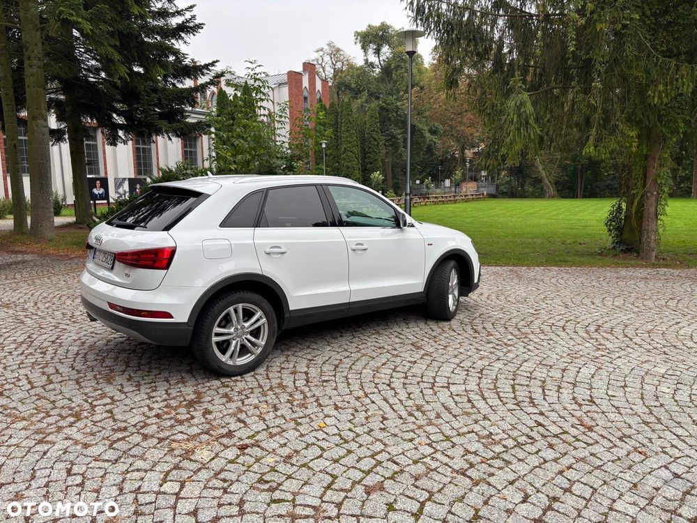 Audi Q3 2.0 TDI - 6