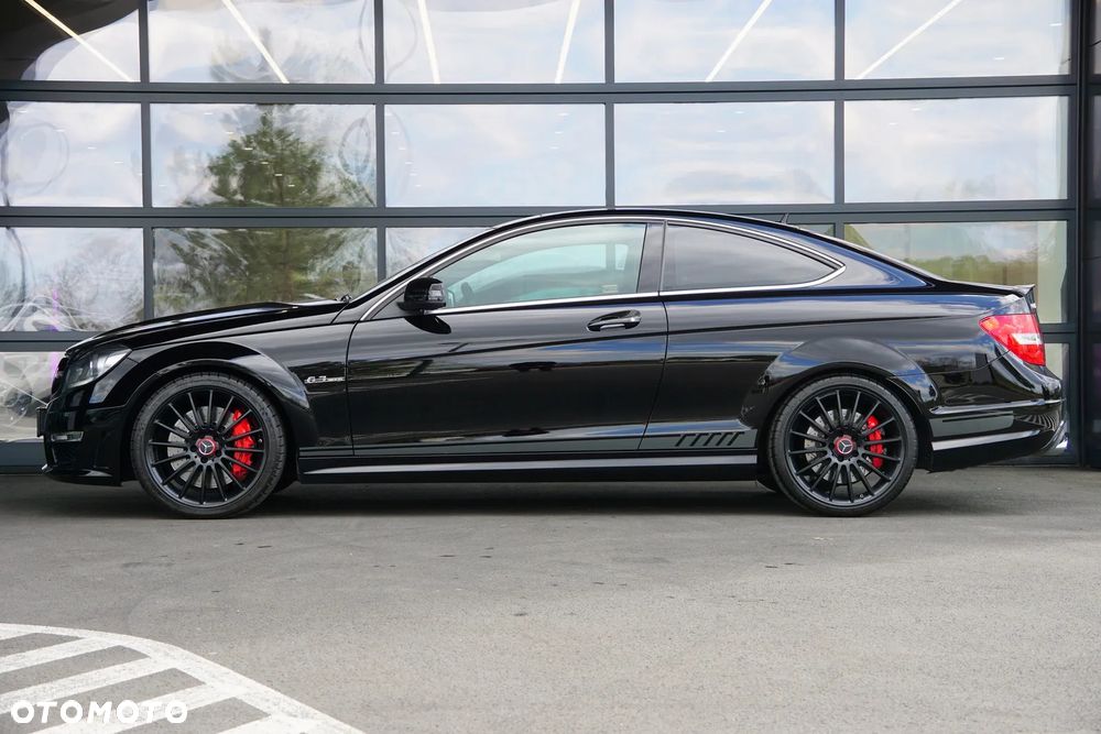 Mercedes-Benz Klasa C 63 AMG - 3