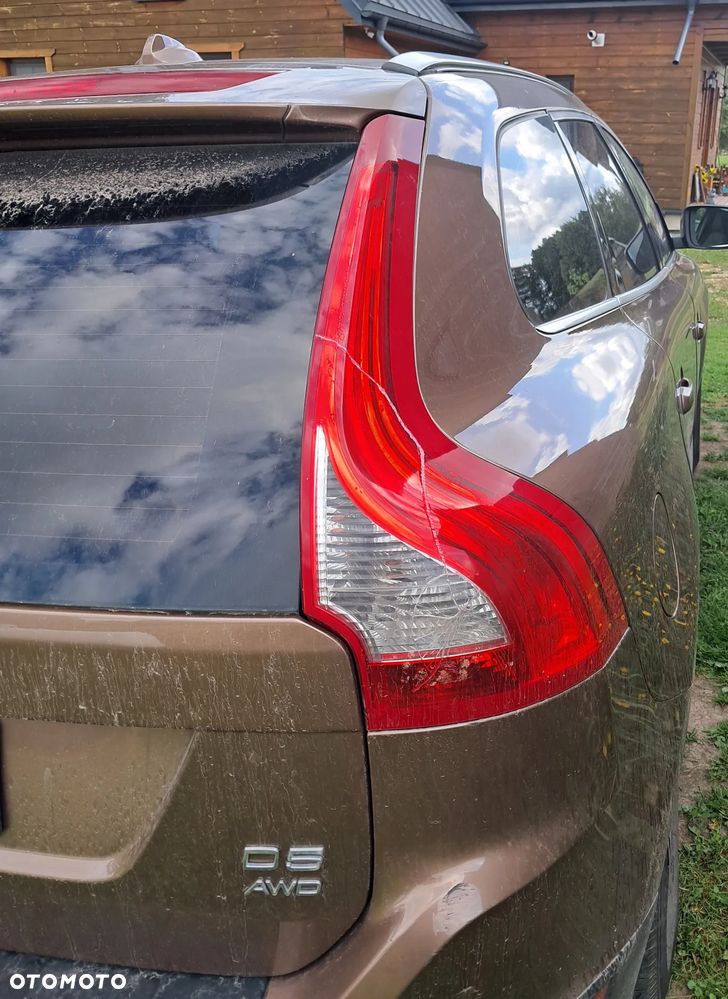 Volvo XC 60 D5 AWD Momentum - 24