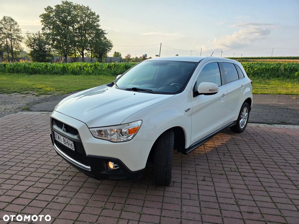Mitsubishi ASX 1.8 DID Inform - 11