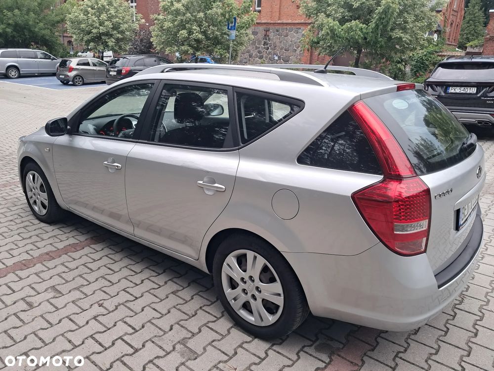 Kia Ceed 1.4 Comfort + - 4