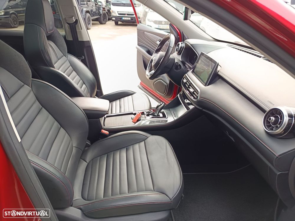 MG EHS 1.5 T-GDI Plug-in Hybrid Luxury - 42