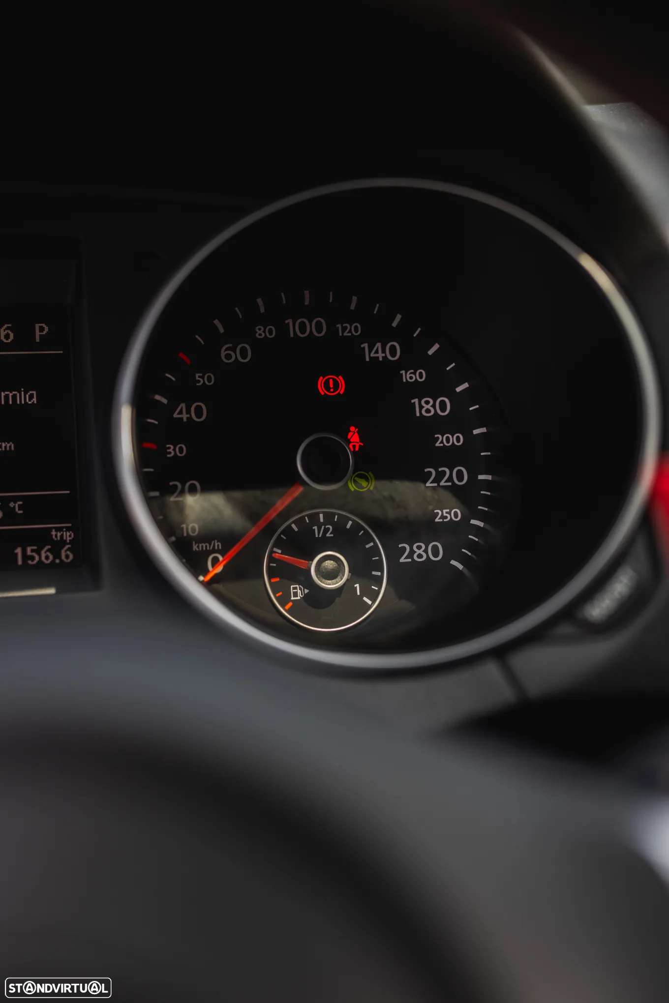 VW Golf 2.0 TSi GTI DSG - 28