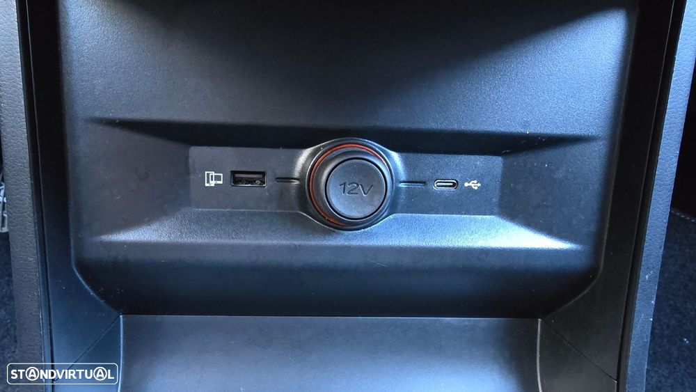 MG MG4 64 kWh Luxury - 41