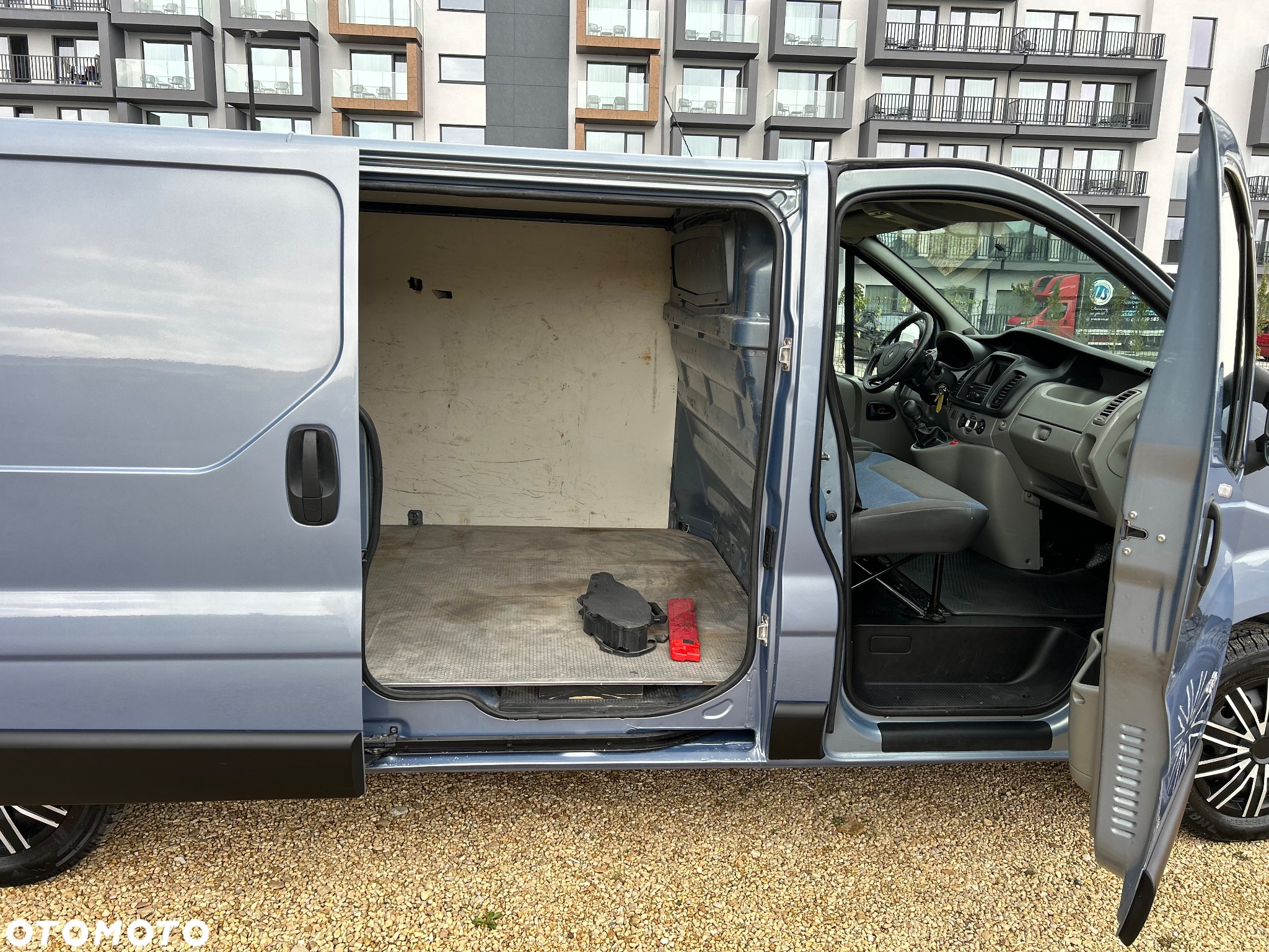 Renault TRAFIC - 17