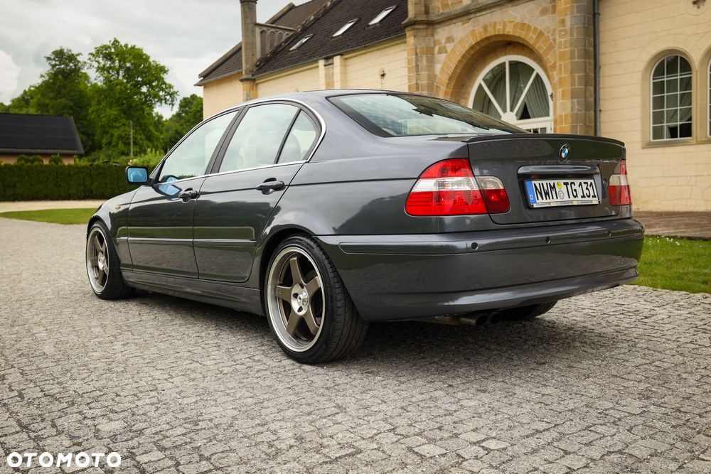 BMW Seria 3 320i Edition Sport - 14