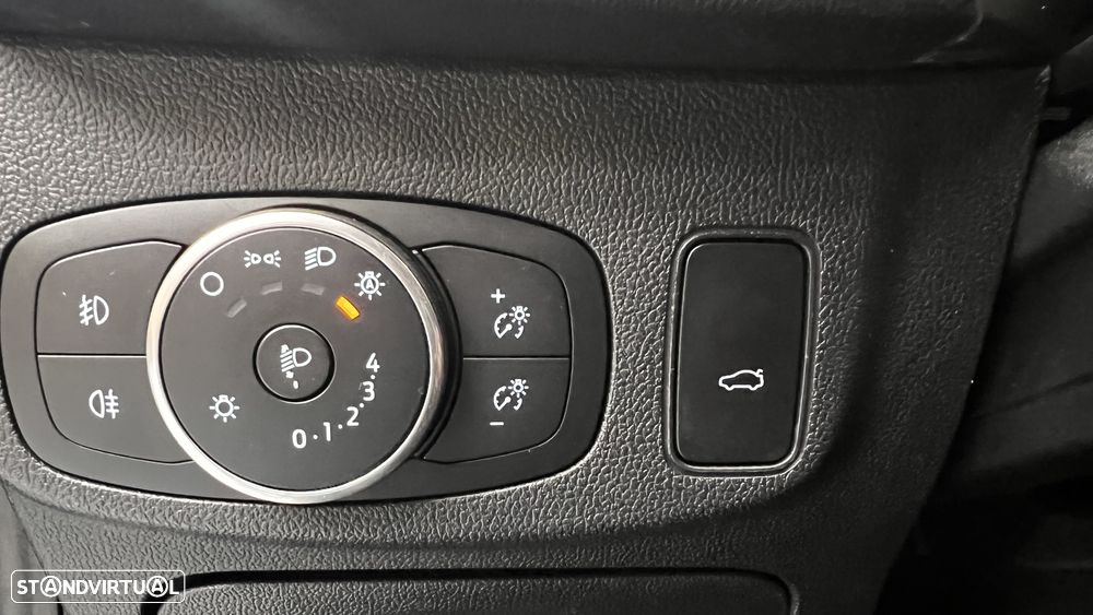 Ford Focus SW 2.3 EcoBoost S&S ST - 58