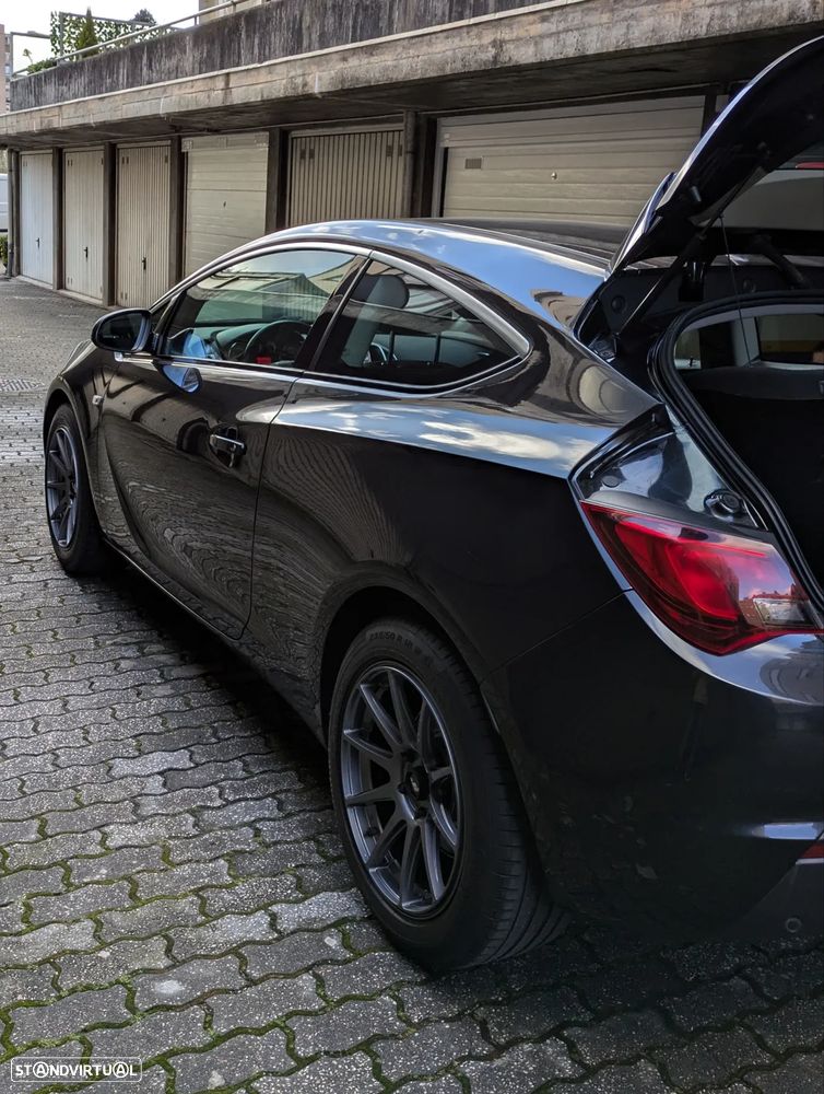 Opel Astra GTC 1.6 CDTi S/S - 23