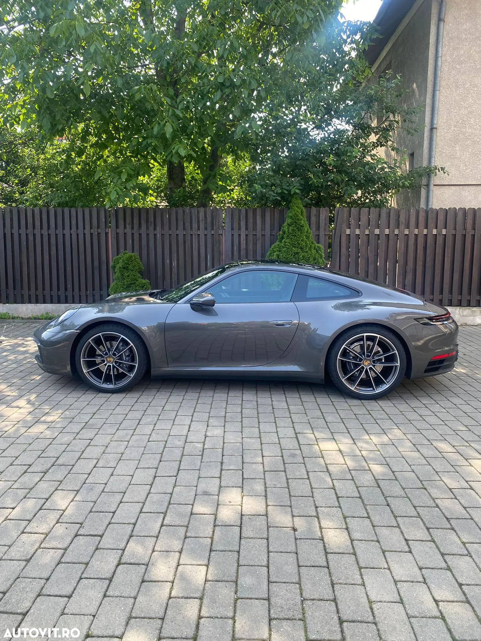 Porsche 911 Carrera 4 PDK - 3