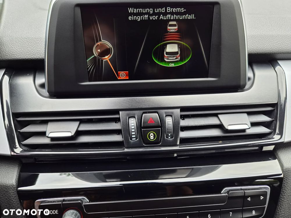 BMW Seria 2 220d Sport-Aut Advantage - 23