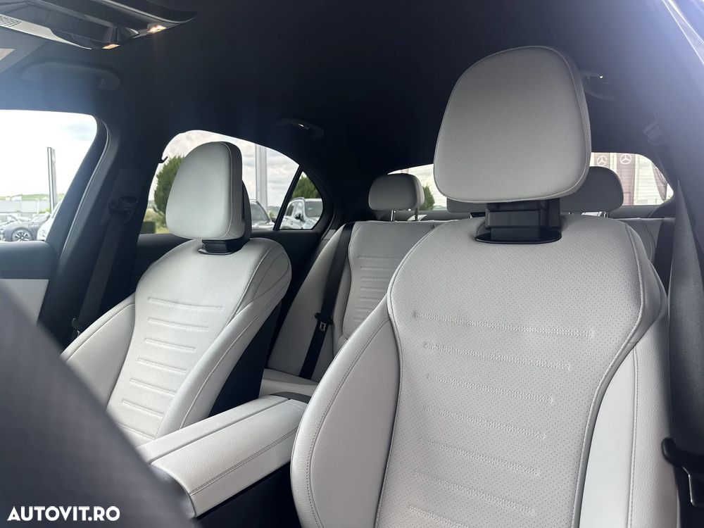 Mercedes-Benz C 300 9G-TRONIC Edition AMG Line - 17