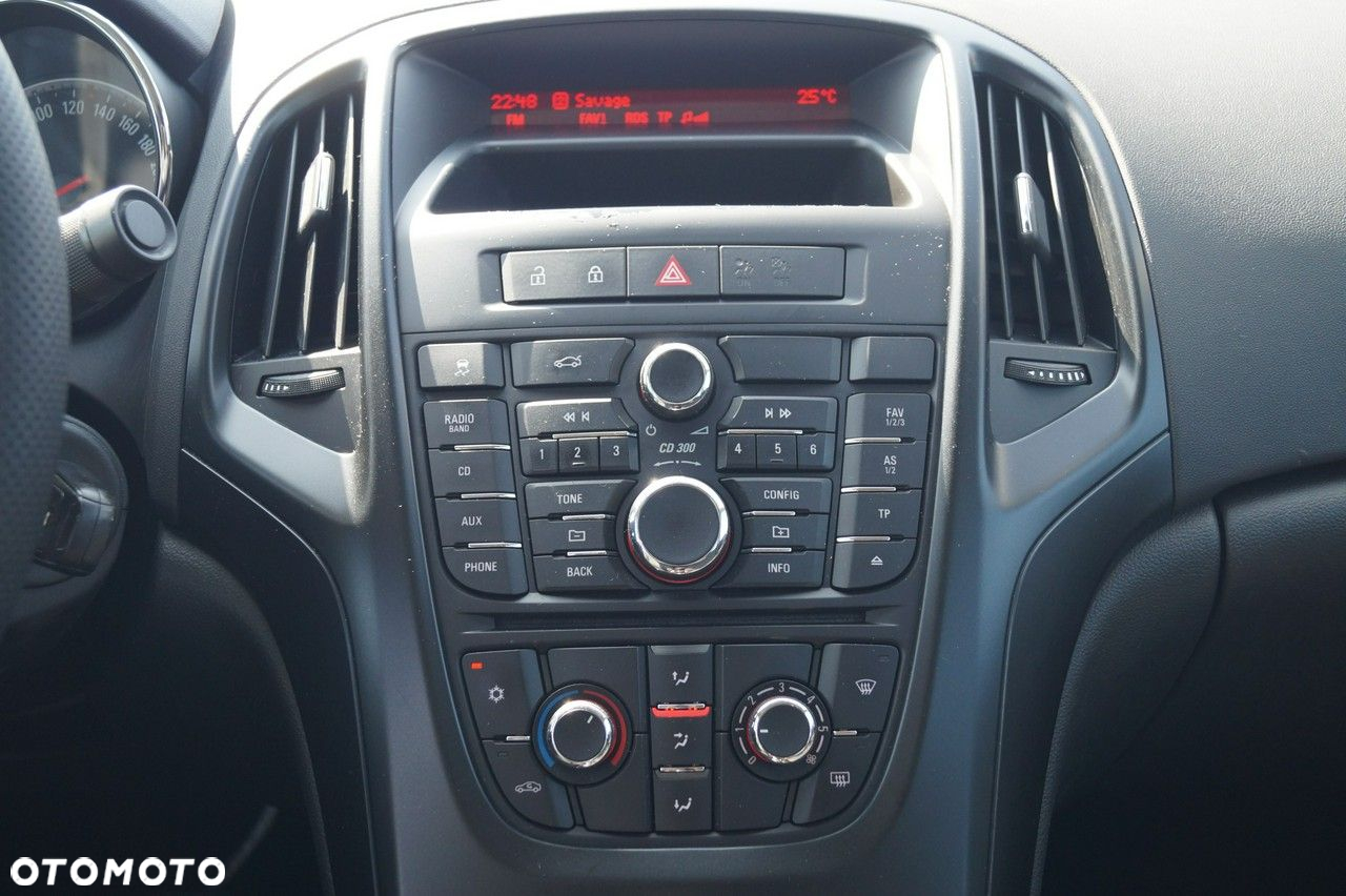 Opel Astra - 16