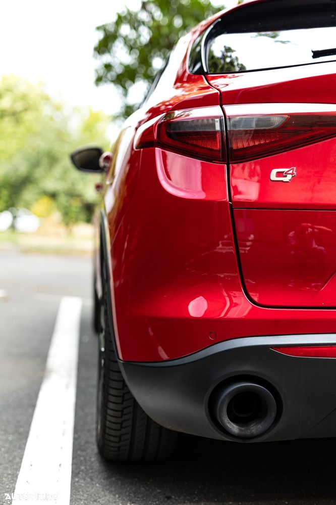Alfa Romeo Stelvio - 9