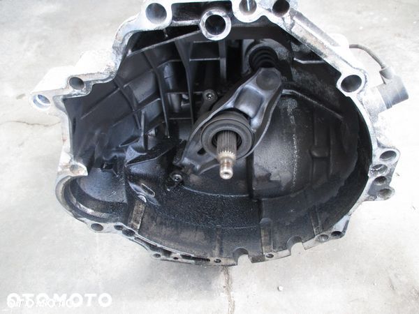 VW PASSAT B5 2.5 V6 TDI SKRZYNIA BIEGÓW 3P52 - 4