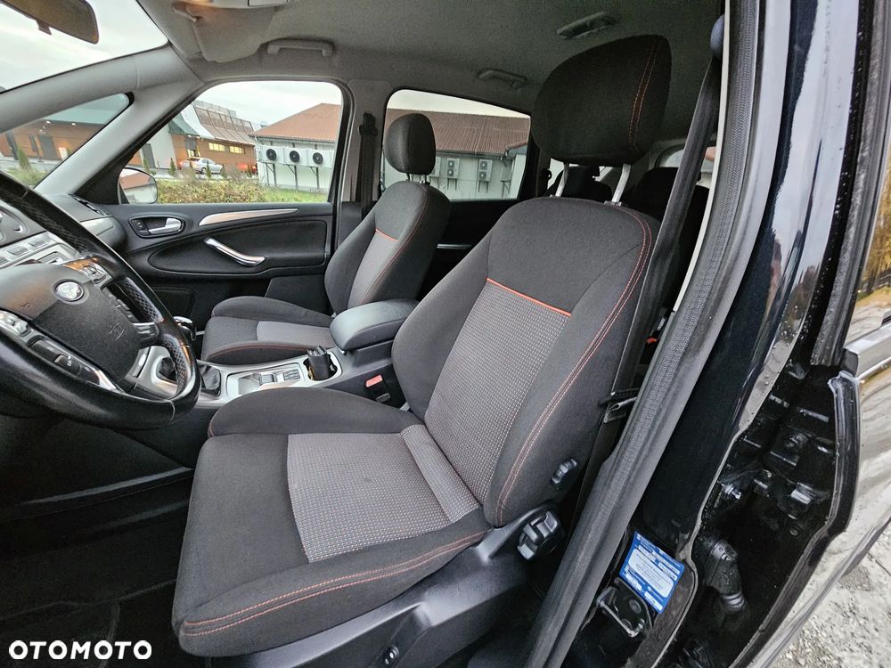 Ford S-Max 2.0 TDCi DPF Titanium - 19