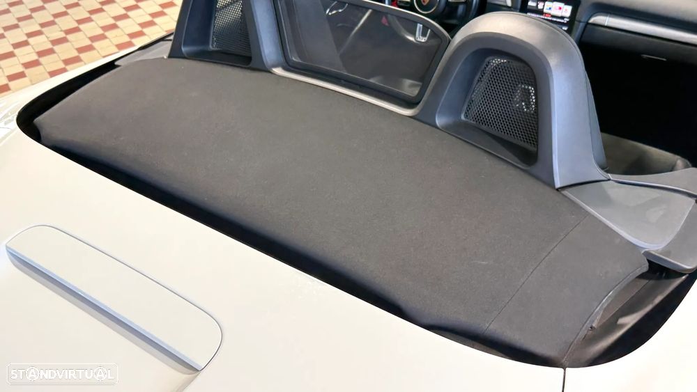 Porsche 718 Boxster 2.0 - 18