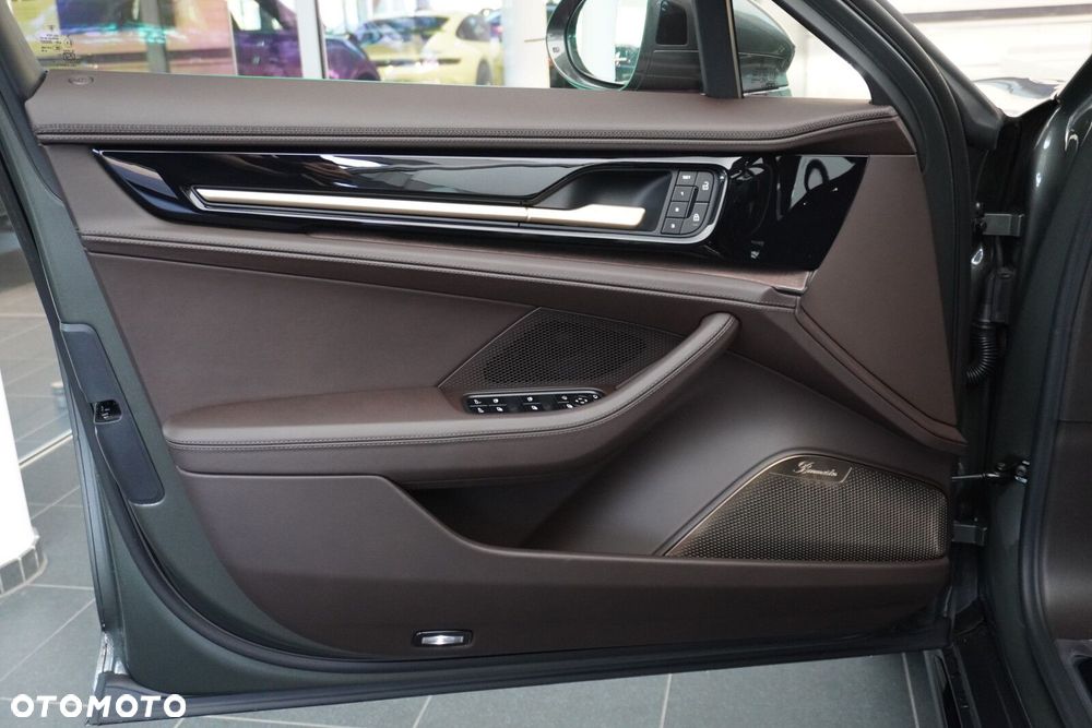 Porsche Panamera GTS - 15