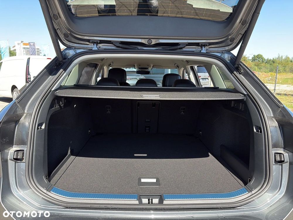 Volkswagen Passat Variant 2.0 TSI Business Plus DSG - 26