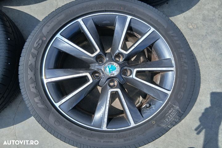 Jante aliaj cu anvelope 17 - set 5L0601025F 225/50 R17 7JX-17H2 ET45 - 4