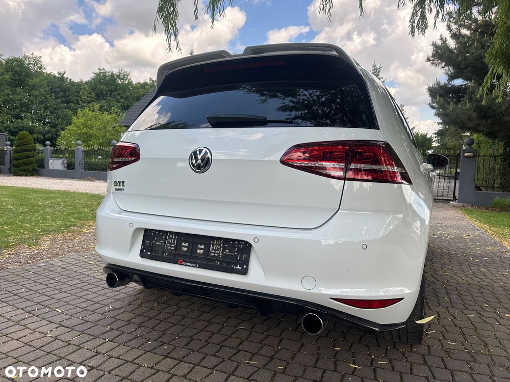Volkswagen Golf GTI BlueMotion Technology - 5