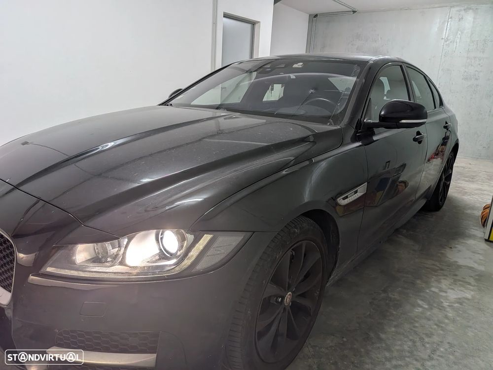 Jaguar XF 20d AWD Aut. R-Sport - 8