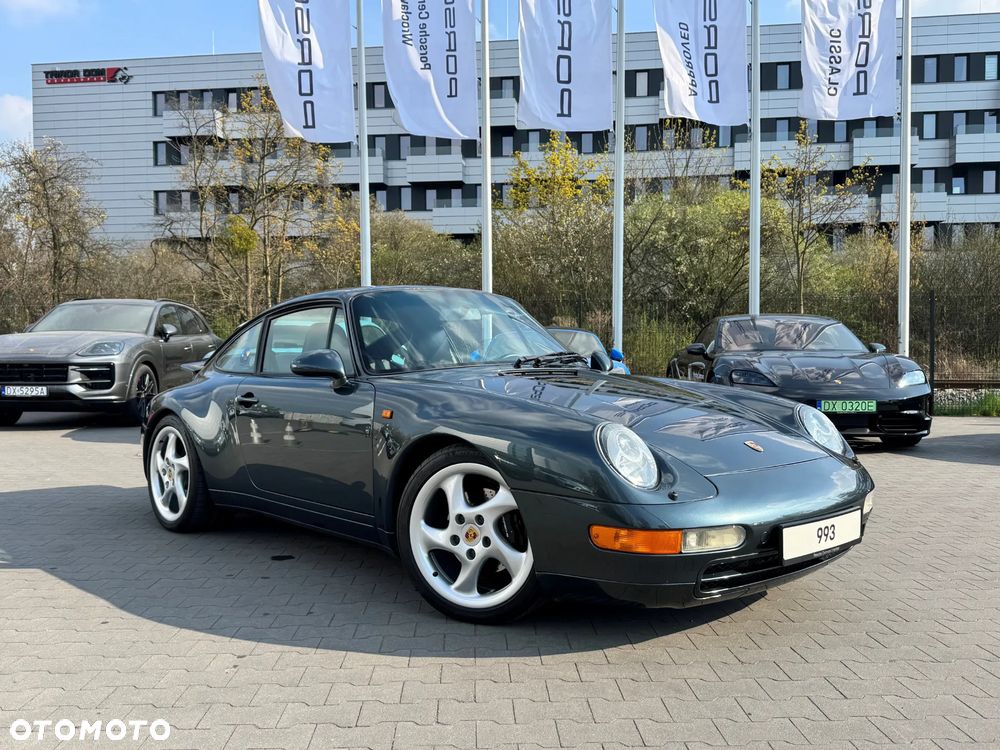 Porsche 911 Carrera - 2