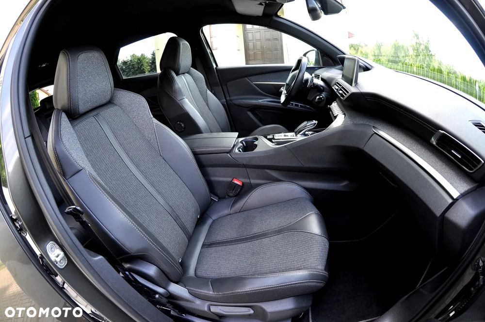 Peugeot 3008 1.2 PureTech Allure S&S EAT6 - 20