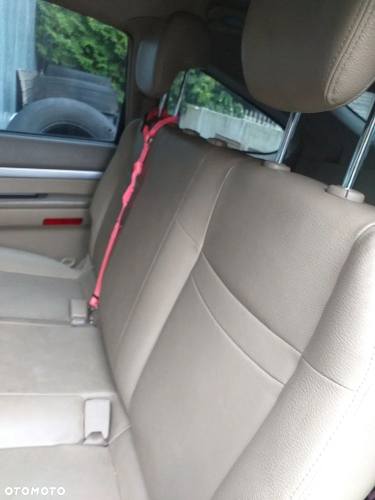 Auto na części - SSangyoung Rodius 165 diesel Silnik Skrzynia Drzwi Maska Klapa Błotnik Zderzak Lampa Szyba Klamka Lusterko Deska Kokpit - 13