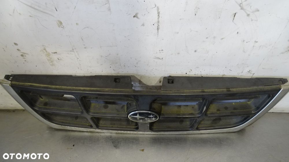 GRILL ATRAPA SUBARU FORESTER I 2.0 - 6
