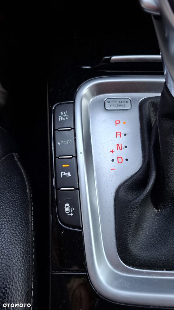 Kia XCeed 1.6 GDI PHEV L Business Line DCT - 27