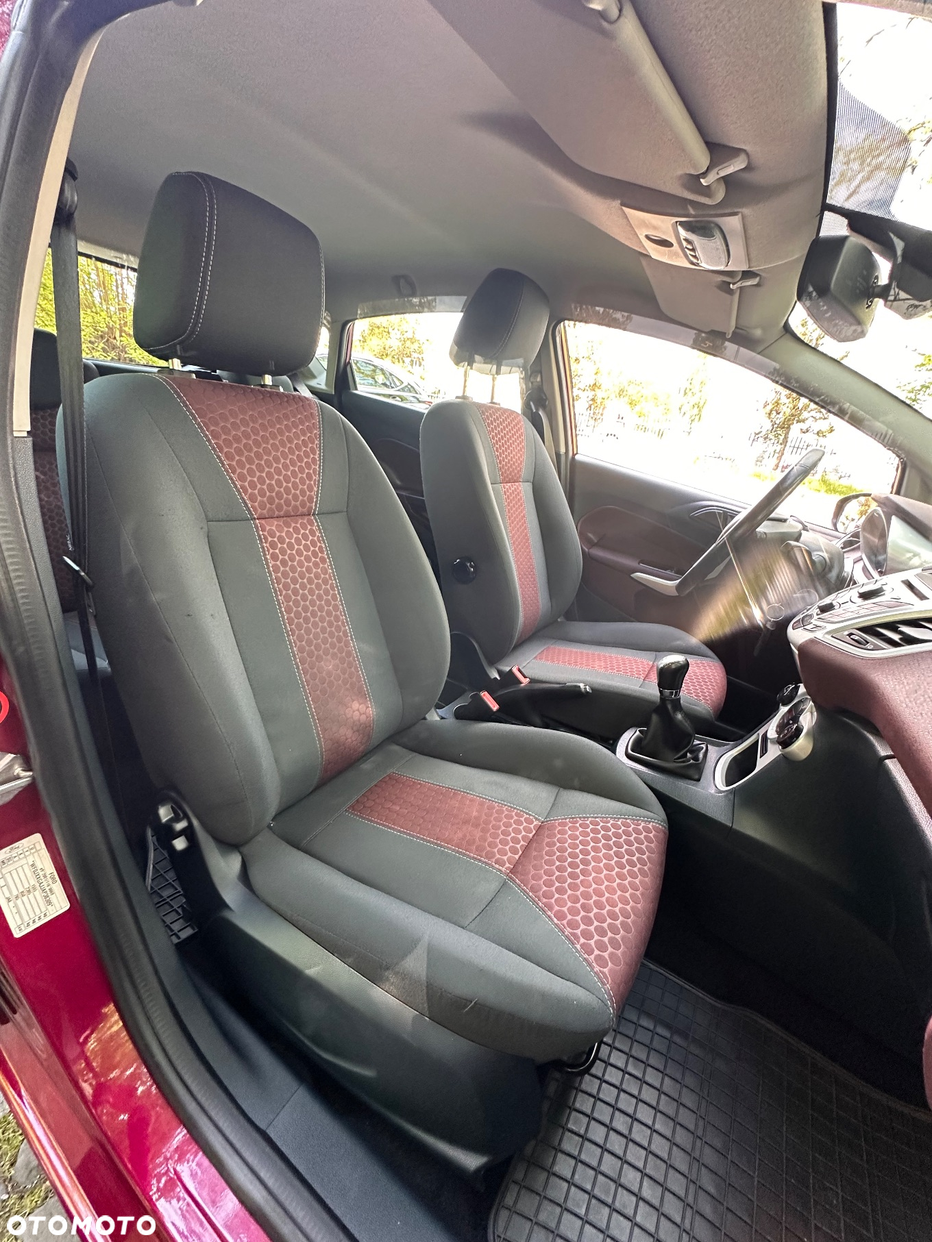 Ford Fiesta 1.6 TDCi DPF Titanium - 13